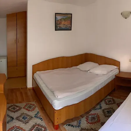 Casa Lavinia Si Andrei Guest house